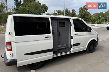 Бронированный автомобиль Volkswagen Transporter 2014 в 