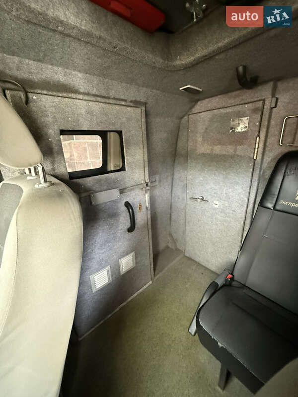 Бронированный автомобиль Volkswagen Transporter 2014 в Одессе