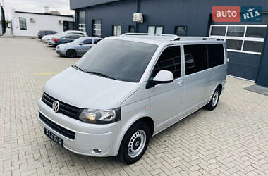 Минивэн Volkswagen Transporter 2009 в 