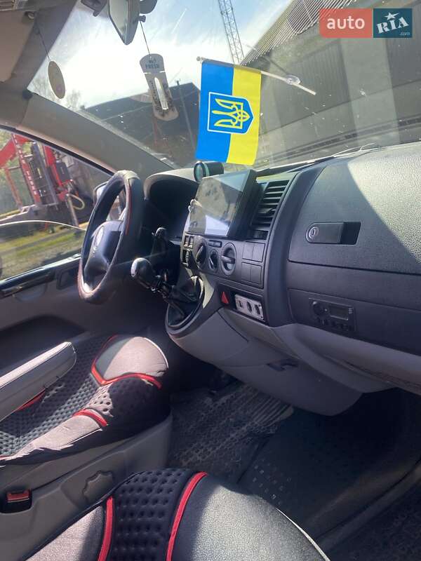 Минивэн Volkswagen Transporter 2004 в Барановке фото 6 Минивэн Volkswagen Transporter 2004 в Барановке