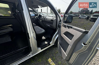 Минивэн Volkswagen Transporter 2004 в 
