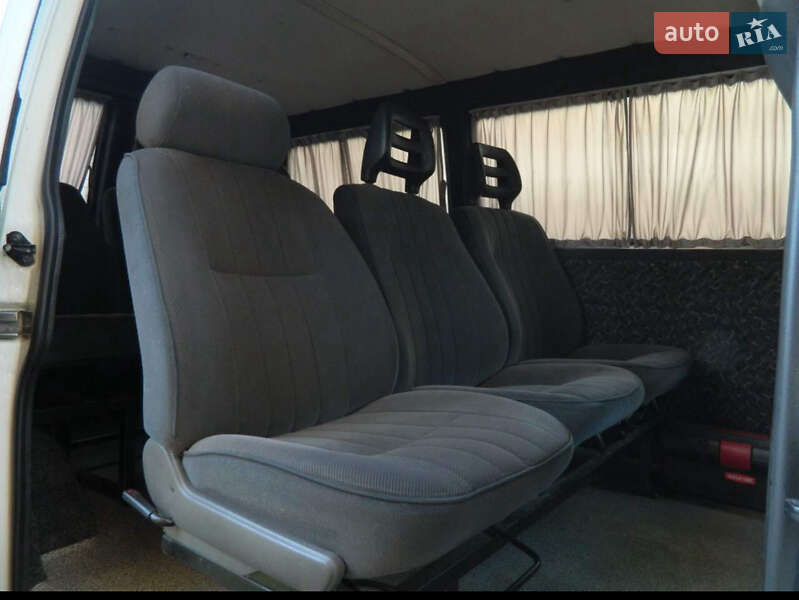 Минивэн Volkswagen Transporter 2000 в Яремче