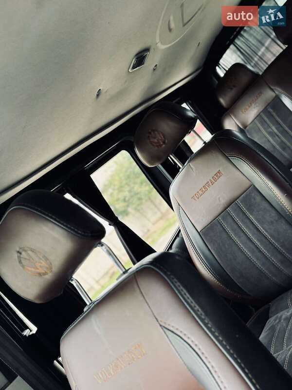 Минивэн Volkswagen Transporter 2010 в Солотвине