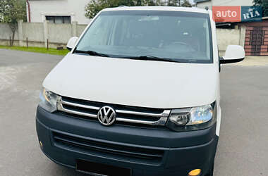 Минивэн Volkswagen Transporter 2010 в 