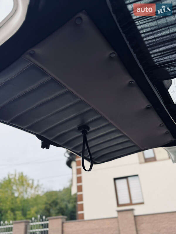 Минивэн Volkswagen Transporter 2010 в Солотвине