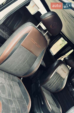 Минивэн Volkswagen Transporter 2010 в 