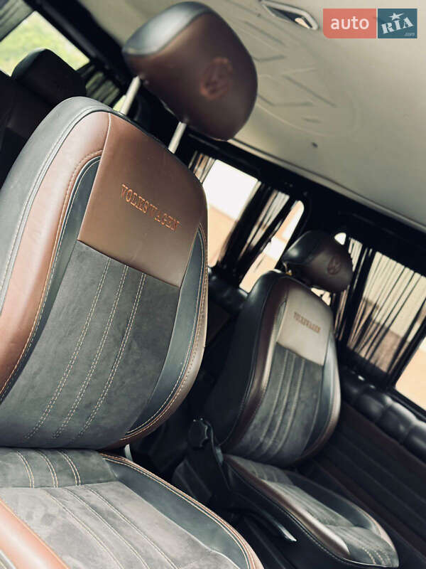 Минивэн Volkswagen Transporter 2010 в Солотвине