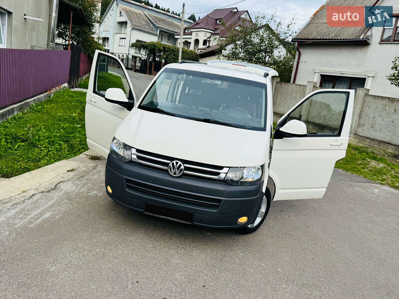 Минивэн Volkswagen Transporter 2010 в Солотвине