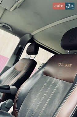 Минивэн Volkswagen Transporter 2010 в 