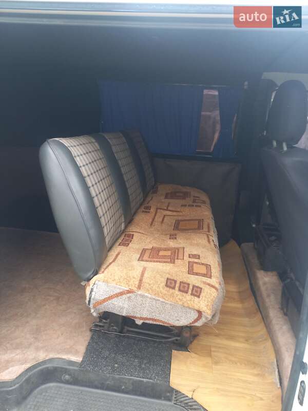 Минивэн Volkswagen Transporter 2000 в Ровно