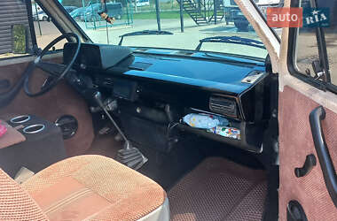 Минивэн Volkswagen Transporter 1990 в 