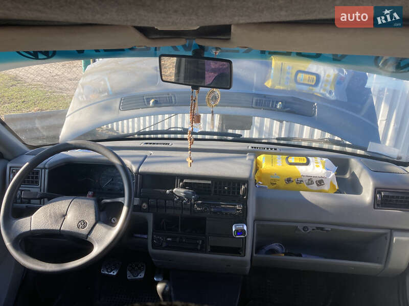 Минивэн Volkswagen Transporter 1994 в Рава-Русской