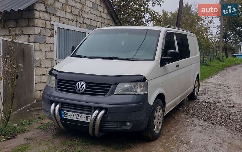 Минивэн Volkswagen Transporter 2004 в 