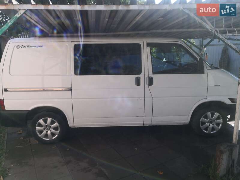 Минивэн Volkswagen Transporter 2003 в Звягеле