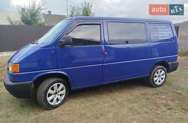 Минивэн Volkswagen Transporter 2002 в Сарнах