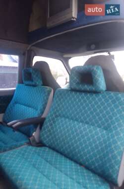 Минивэн Volkswagen Transporter 1994 в  фото 11 Минивэн Volkswagen Transporter 1994 в