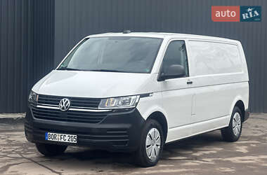 Грузовой фургон Volkswagen Transporter 2023 в 
