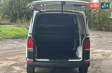 Грузовой фургон Volkswagen Transporter 2023 в 