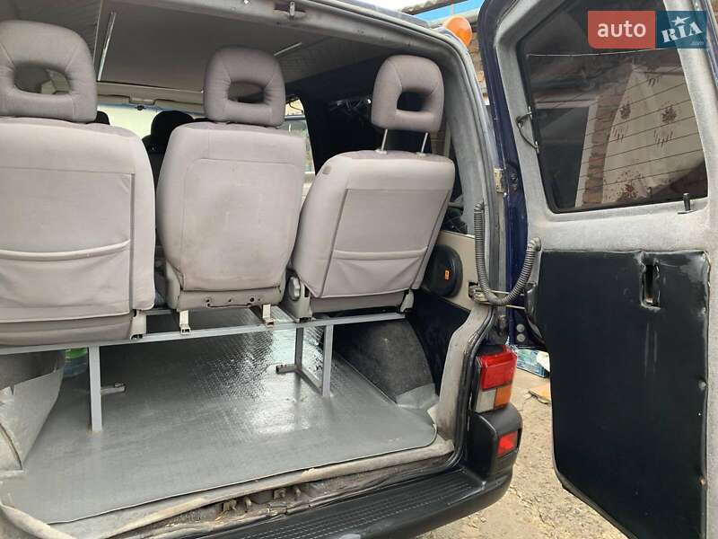 Другие автобусы Volkswagen Transporter 2003 в Тернополе