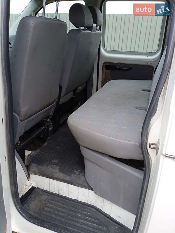 Минивэн Volkswagen Transporter 2005 в Костополе