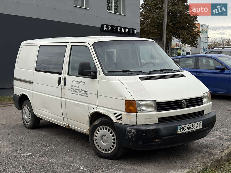 Минивэн Volkswagen Transporter 2001 в Буске