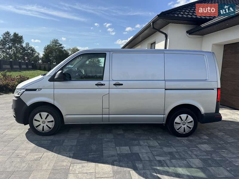 Грузовой фургон Volkswagen Transporter 2022 в Любомле