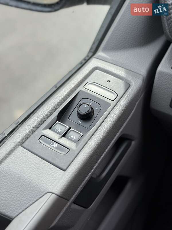 Грузовой фургон Volkswagen Transporter 2021 в Полтаве