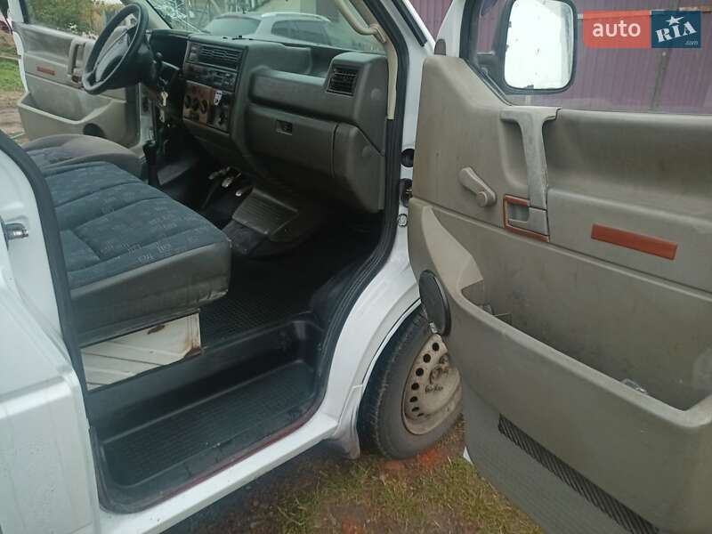 Мінівен Volkswagen Transporter 1997 в Прилуках фото 2 Мінівен Volkswagen Transporter 1997 в Прилуках