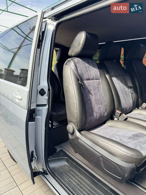 Минивэн Volkswagen Transporter 2017 в Полтаве