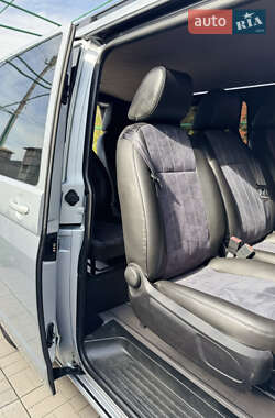 Минивэн Volkswagen Transporter 2017 в 