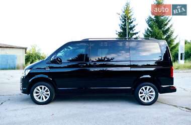 Минивэн Volkswagen Transporter 2019 в 