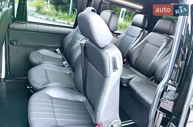 Минивэн Volkswagen Transporter 2019 в 