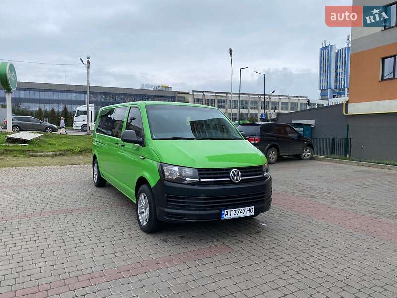 Минивэн Volkswagen Transporter 2015 в Ивано-Франковске