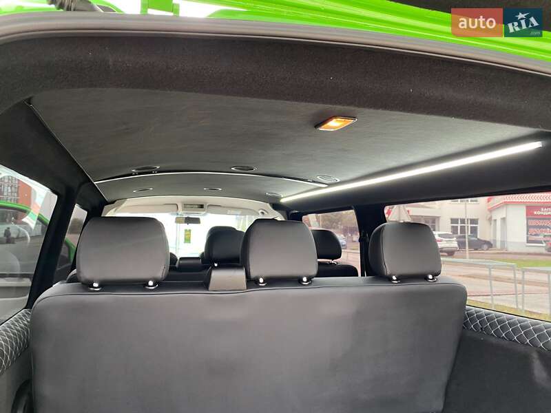 Минивэн Volkswagen Transporter 2015 в Ивано-Франковске