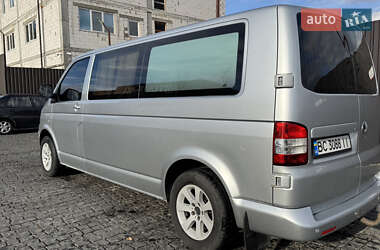 Минивэн Volkswagen Transporter 2011 в 
