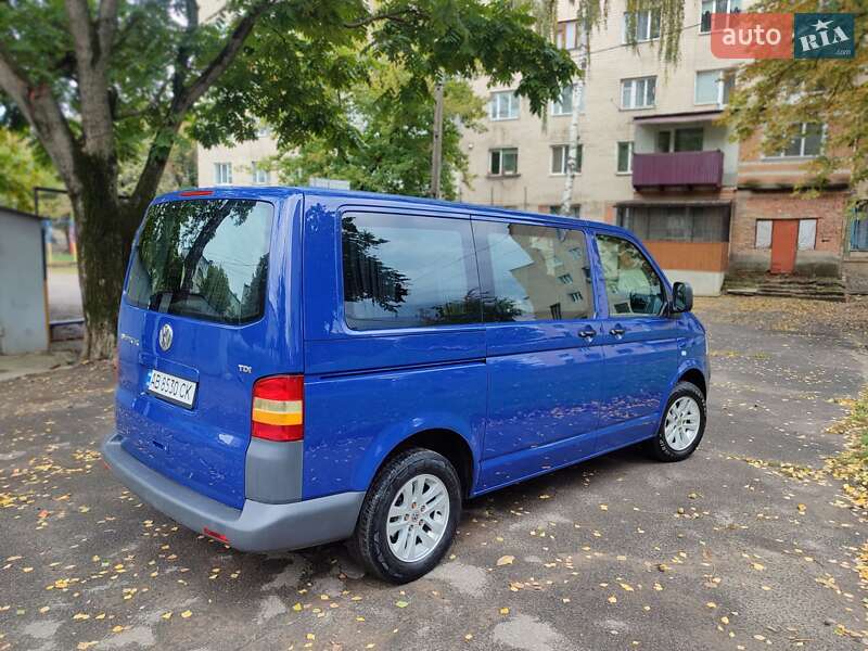 Минивэн Volkswagen Transporter 2006 в Виннице