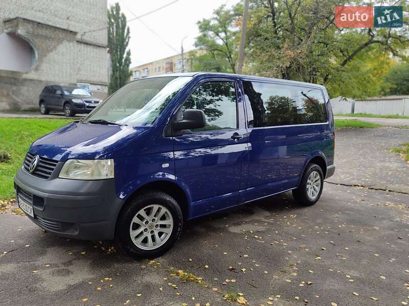 Минивэн Volkswagen Transporter 2006 в Виннице