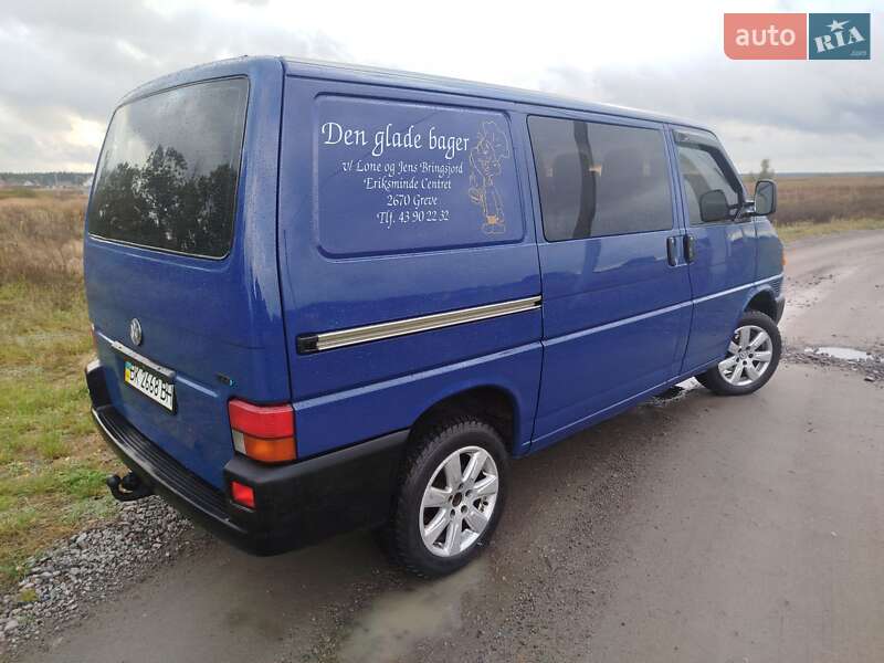 Минивэн Volkswagen Transporter 2002 в Сарнах