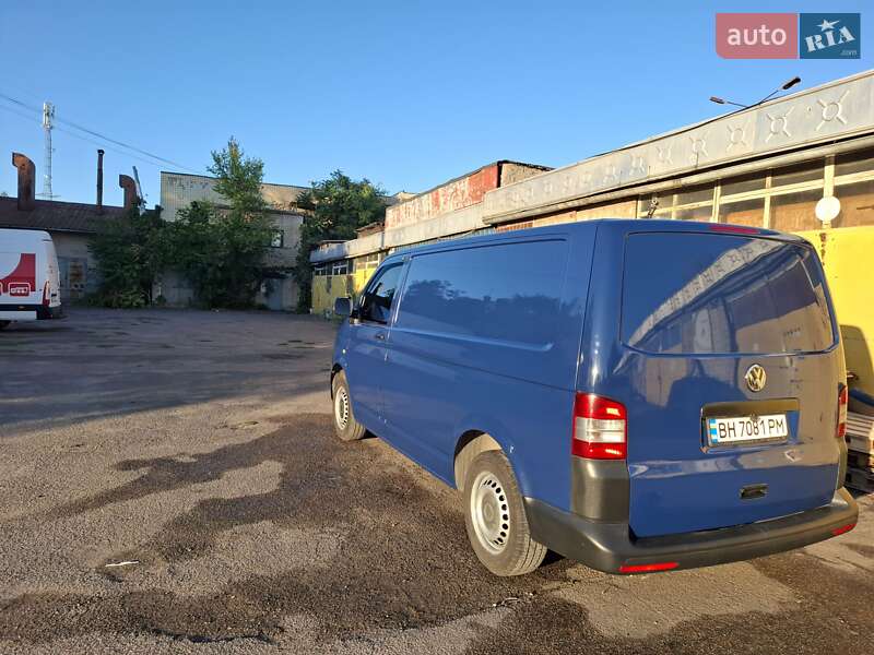 Грузовой фургон Volkswagen Transporter 2015 в Одессе