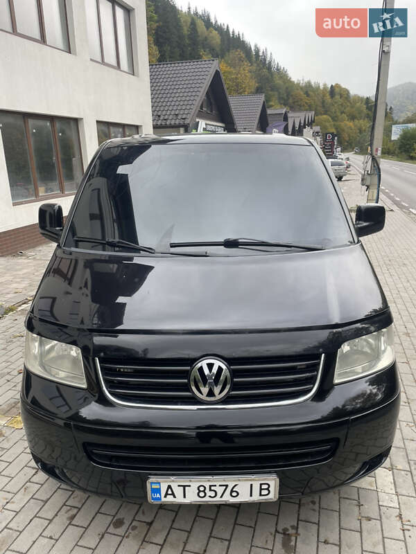 Минивэн Volkswagen Transporter 2007 в Яремче