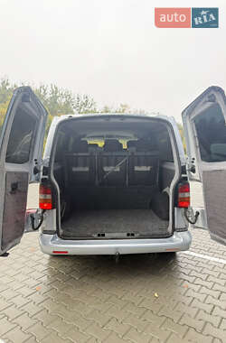 Минивэн Volkswagen Transporter 2006 в 