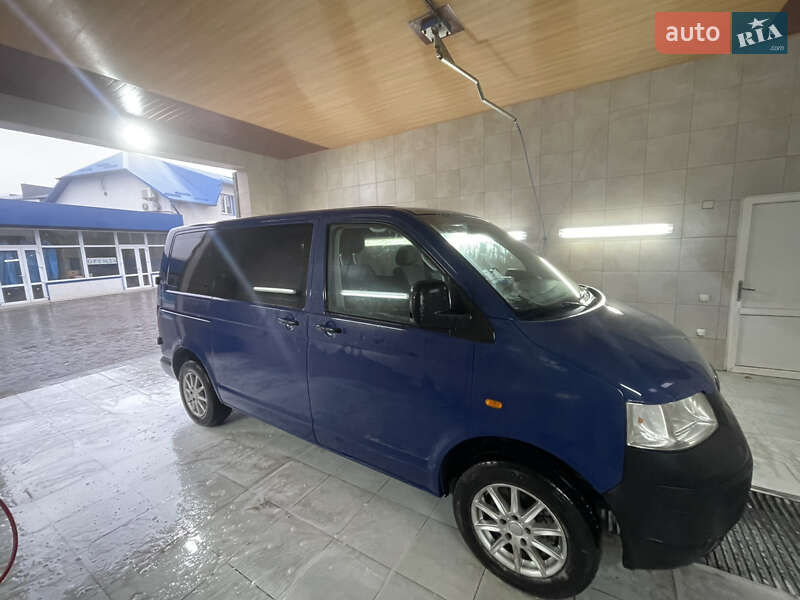 Минивэн Volkswagen Transporter 2005 в Кременце