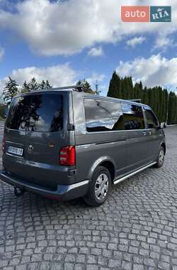Минивэн Volkswagen Transporter 2016 в 