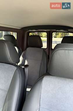 Минивэн Volkswagen Transporter 2016 в 