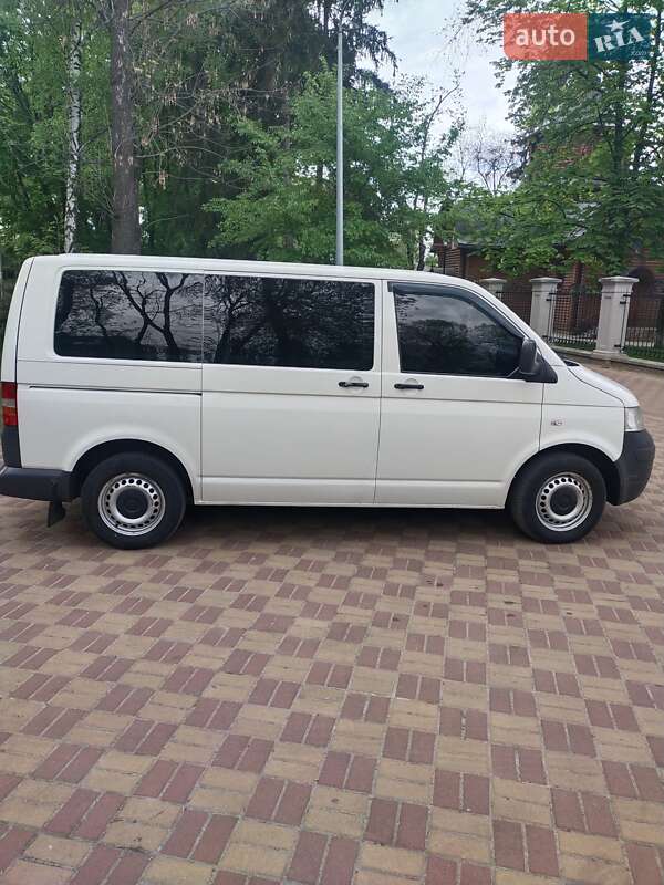 Минивэн Volkswagen Transporter 2008 в Киеве