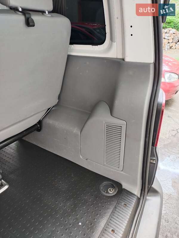 Минивэн Volkswagen Transporter 2008 в Киеве