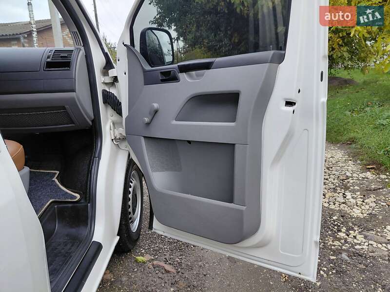 Минивэн Volkswagen Transporter 2007 в Жмеринке