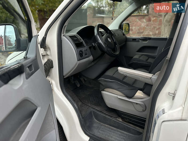 Минивэн Volkswagen Transporter 2008 в Киеве