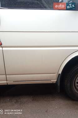 Минивэн Volkswagen Transporter 1998 в 