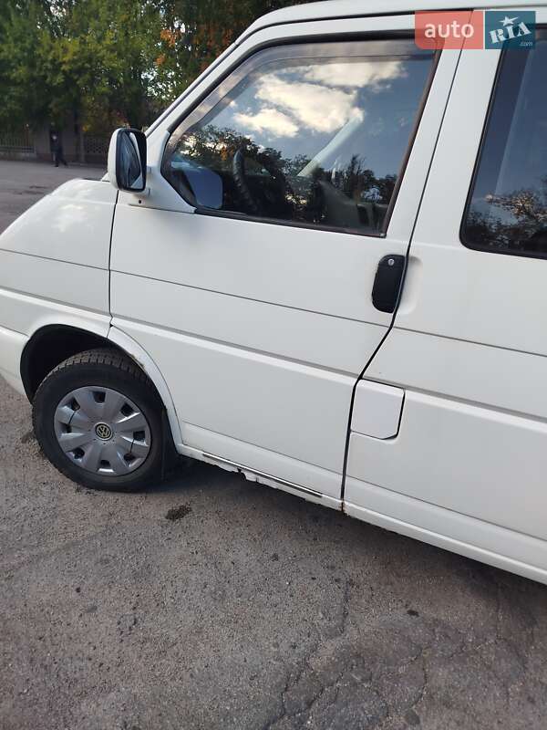 Грузопассажирский фургон Volkswagen Transporter 1999 в Днепре